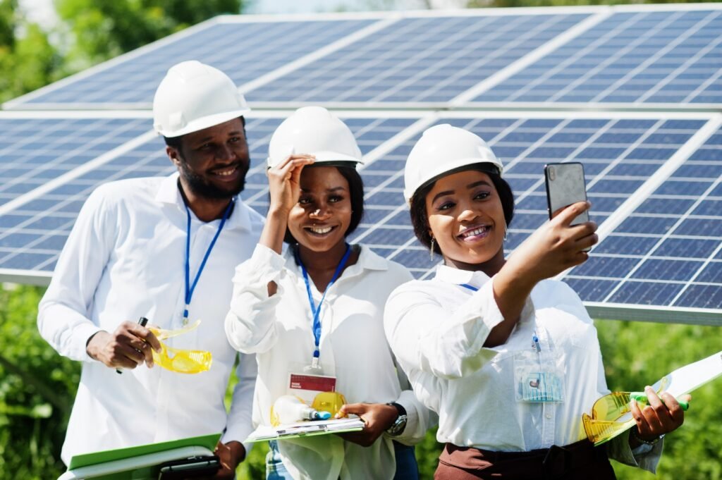 installation panneaux solaires avec ABS SARL GUINEE